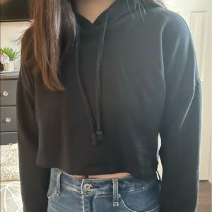 Crop black sweater
